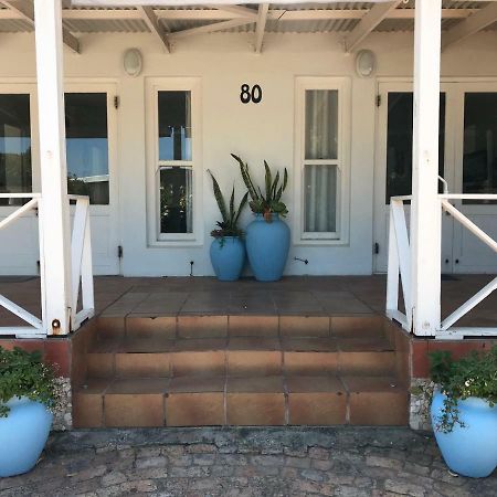 Leisure By The Sea Apartamento Kleinmond Exterior foto